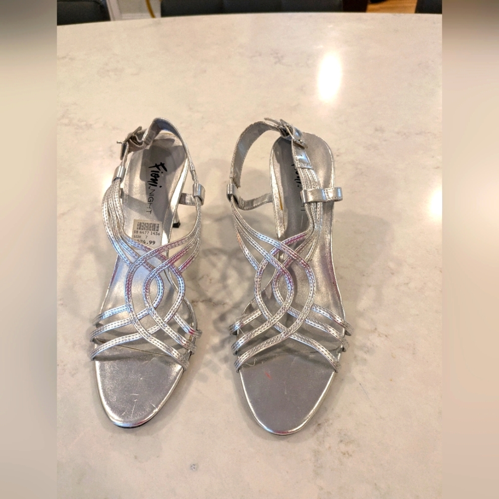 Silver Strappy Heels 3.5  Sandals Women's Size 7 New No Box
